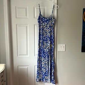 Yumi Kim Blue Floral Dress w adjustable straps - L